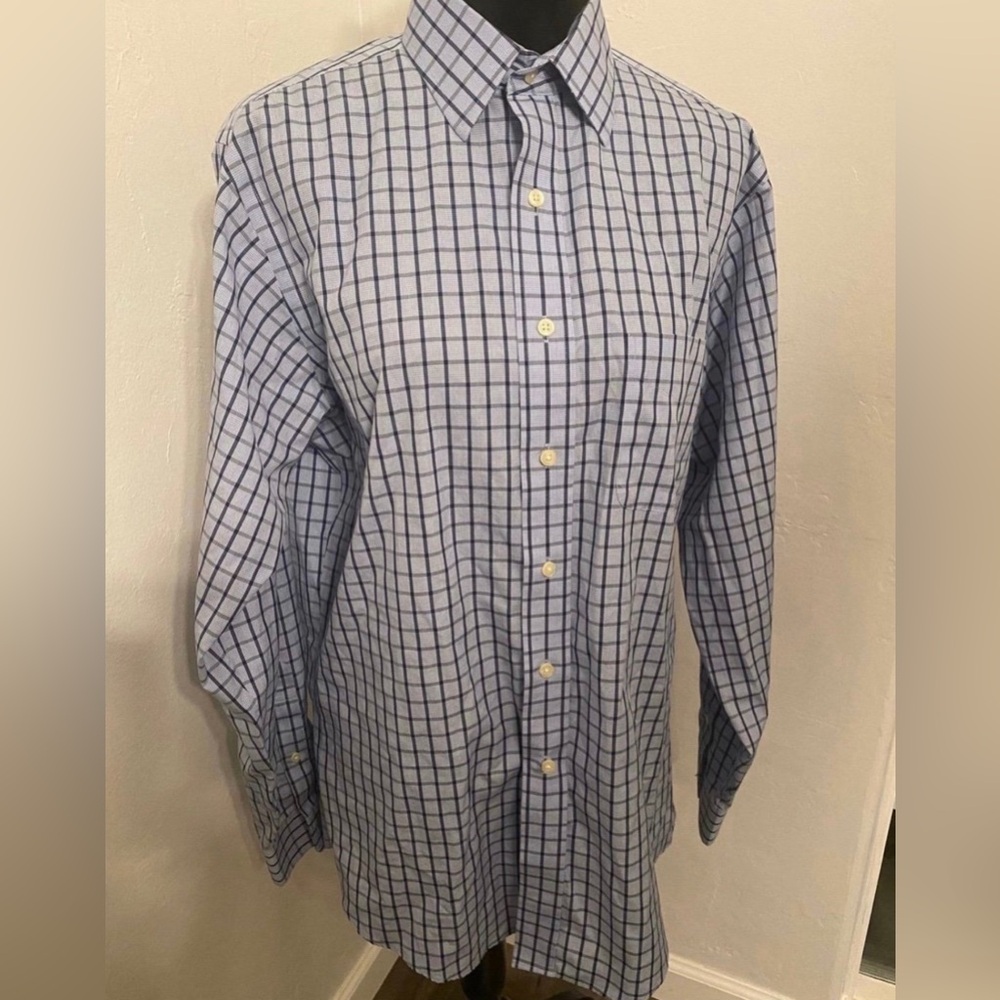 Men’s Long Sleeve Shirt (Size M)
